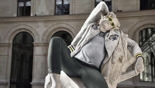 Hipster_in_stone_lemЃo_caillard__02