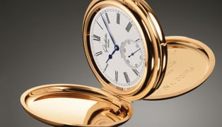 84-01-01-01-04_taschenuhr_nr.1_haengend_hg