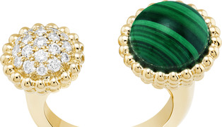 Vcaro9su00_perlee_couleurs_between_the_finger_ring,_yellow_gold,_malachite,_round__diamonds_1156607_copy