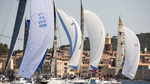 Flot_uchastnikov_regaty_giraglia_rolex_2017_naslazhdaetsya_podnimayuЩimsya_vetrom_vo_vremya_pribrezhnyh_gonok