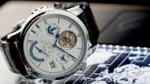 89-01-03-03-04_grande_cosmopolite_tourbillon_auf_box_25cm.tif_